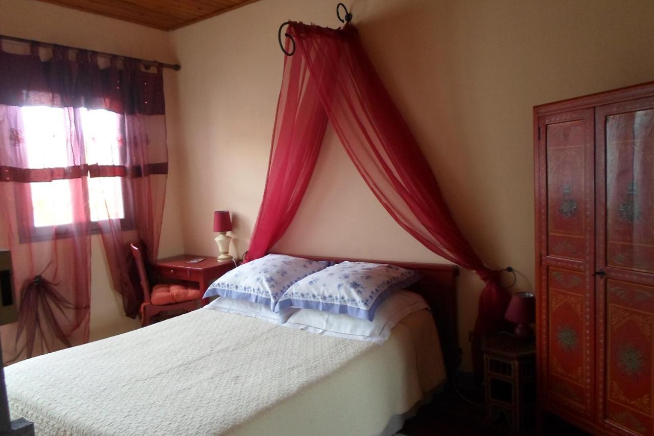Ria Chez Vivi Bed & Breakfast エクステリア 写真